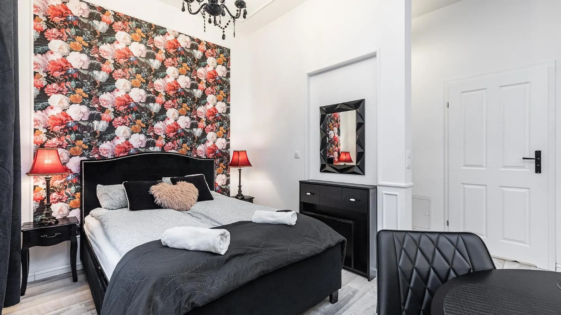 Superapart Targowa 21, Praga location